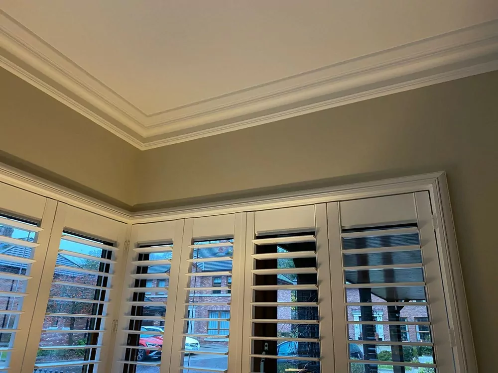 Shutters for Square Bay Windows close Up