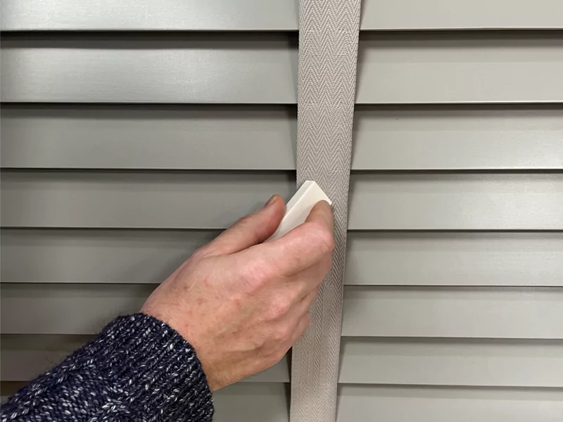 How to Maintain Wooden Blinds Here's how you can effectively clean wooden blinds with decorative ladder tapes: